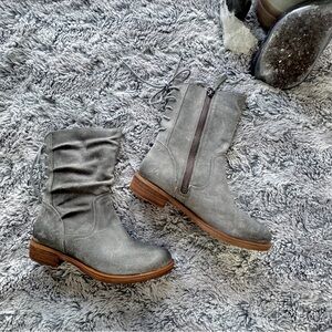 Sofft Sharnell Leather Boot Bootie Size 6